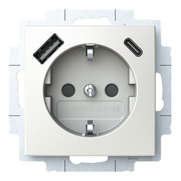 Busch-Jaeger Steckdosen SCHUKO mit USB-A+C